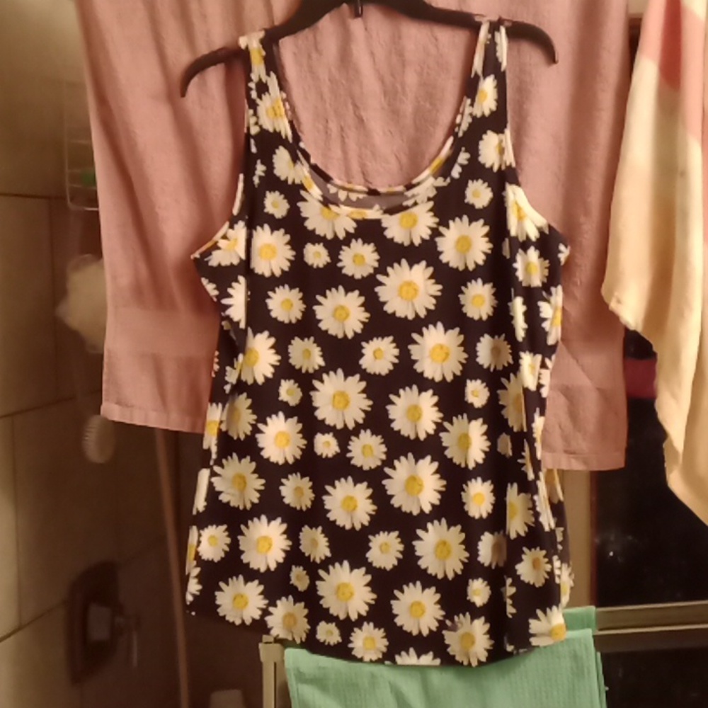 Daisy tank top